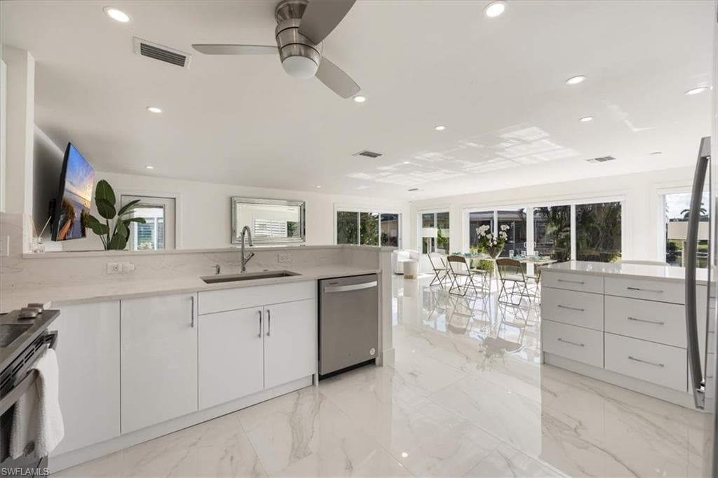 16 KNIGHTS BRIDGE RD # A48, NAPLES FL 34112-8