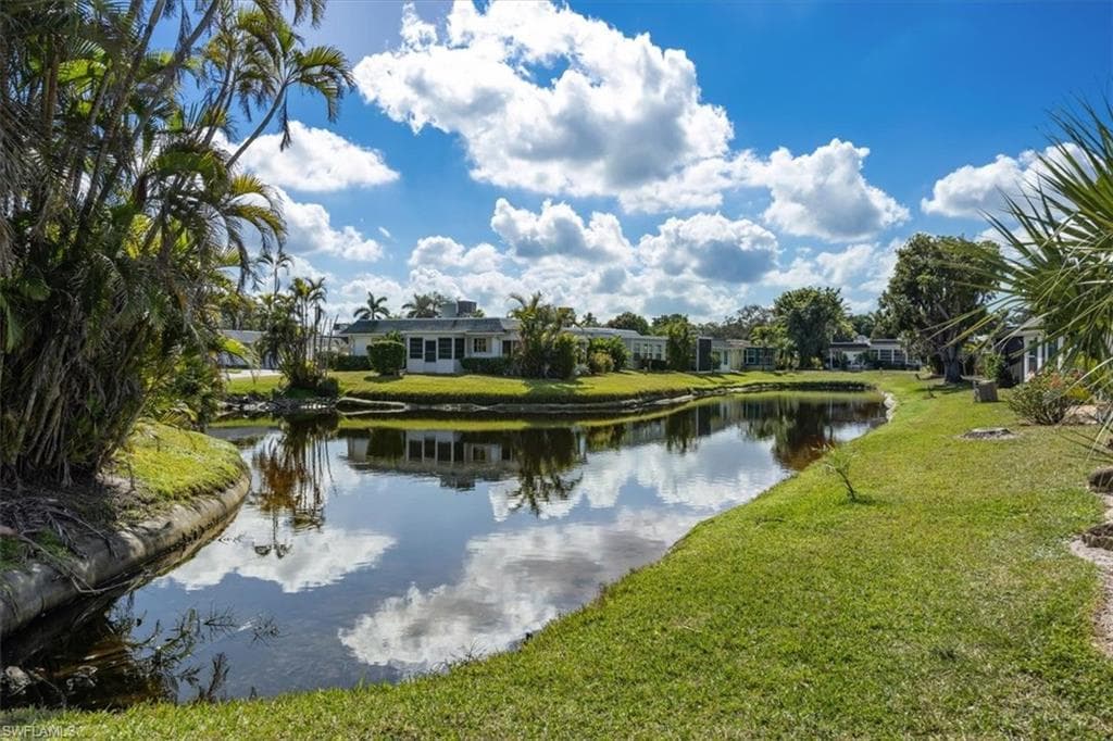 16 KNIGHTS BRIDGE RD # A48, NAPLES FL 34112-14
