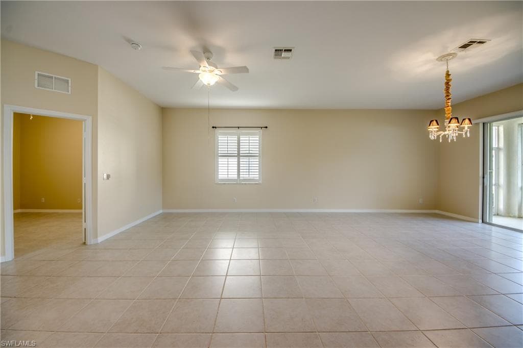 2667 Sunset Lake DR, CAPE CORAL FL 33909-3