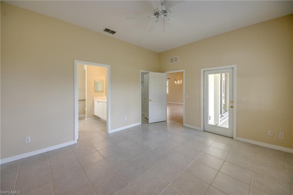 2667 Sunset Lake DR, CAPE CORAL FL 33909-24