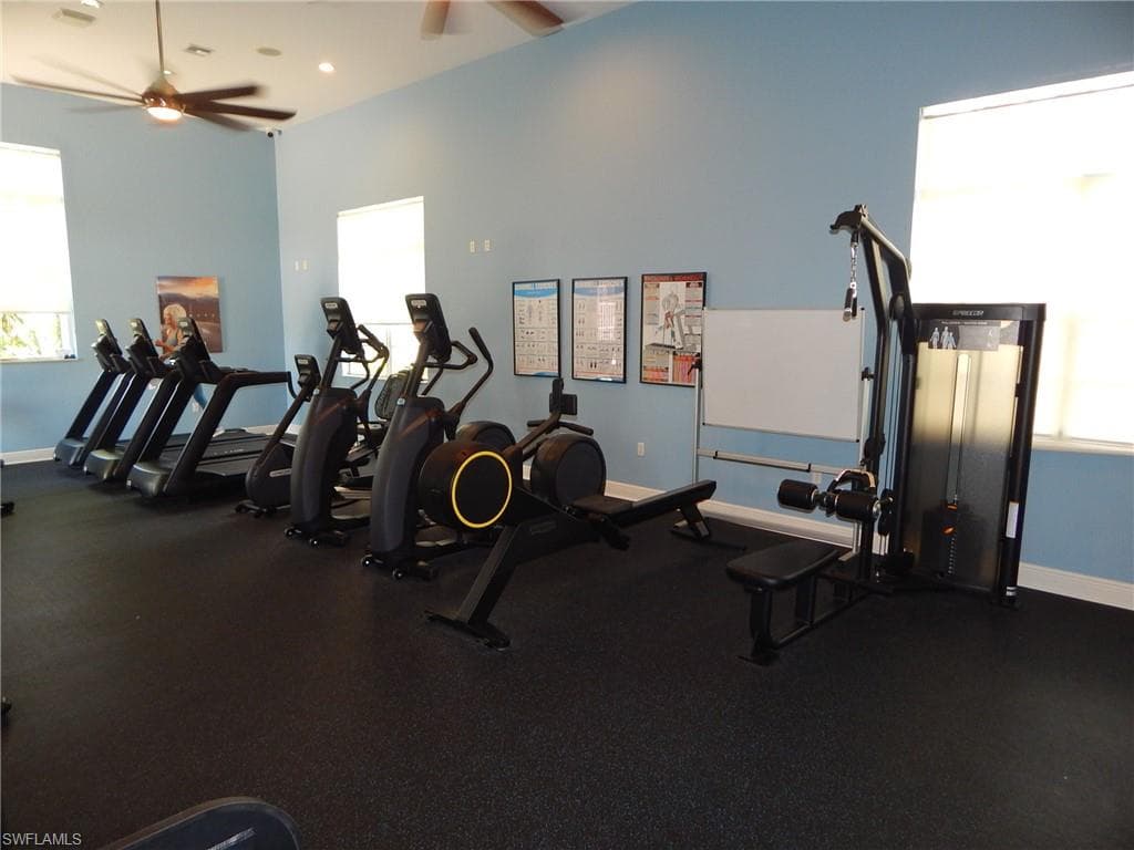 1437 Weeping Willow CT, CAPE CORAL FL 33909-27