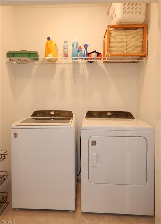 1437 Weeping Willow CT, CAPE CORAL FL 33909-17