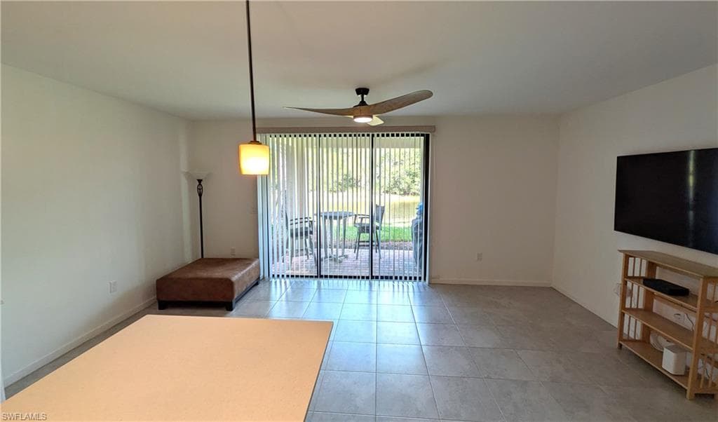 1437 Weeping Willow CT, CAPE CORAL FL 33909-7