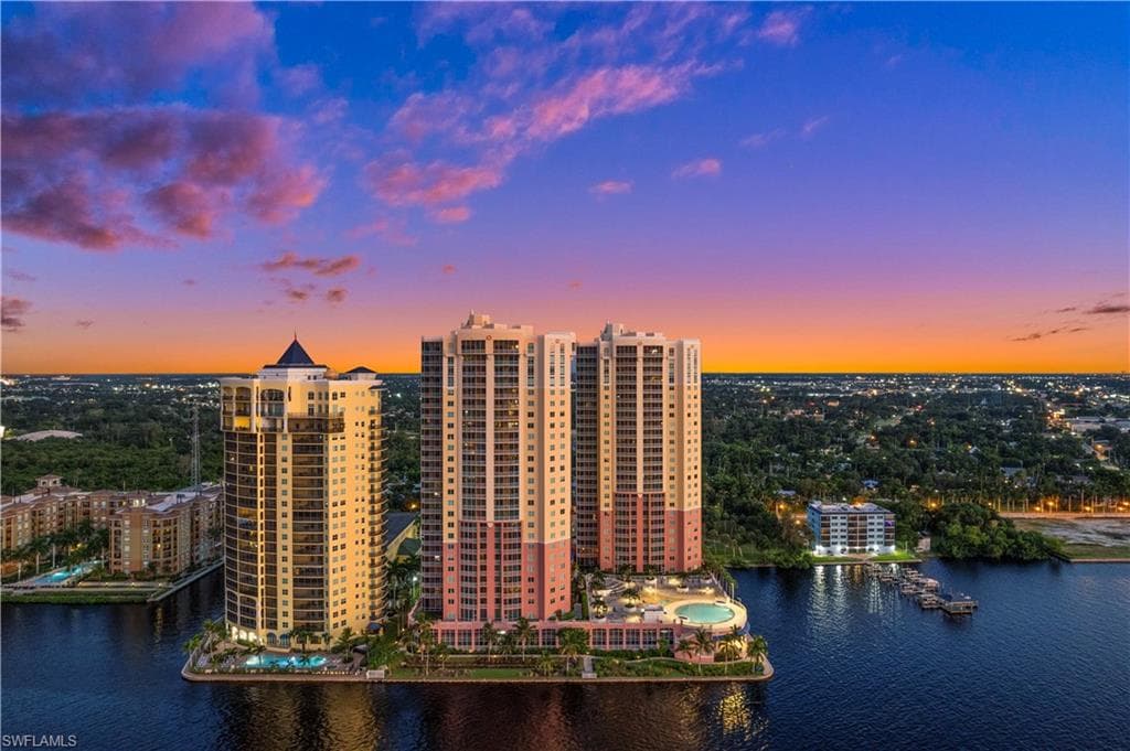 2797 1st ST # 1304, FORT MYERS FL 33916-1