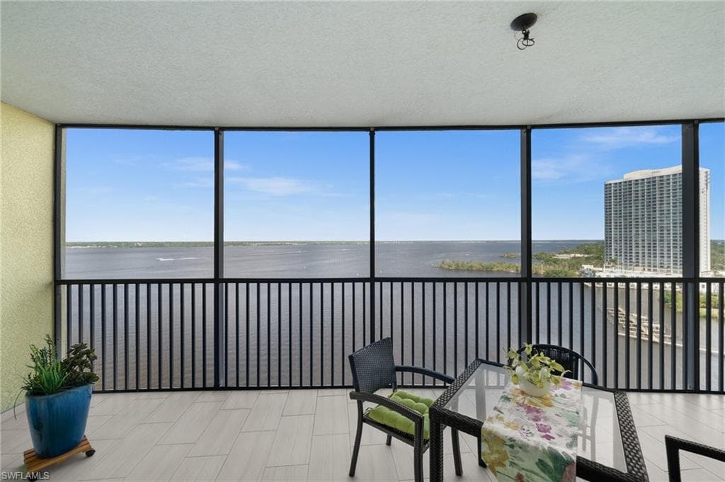 2797 1st ST # 1304, FORT MYERS FL 33916-5