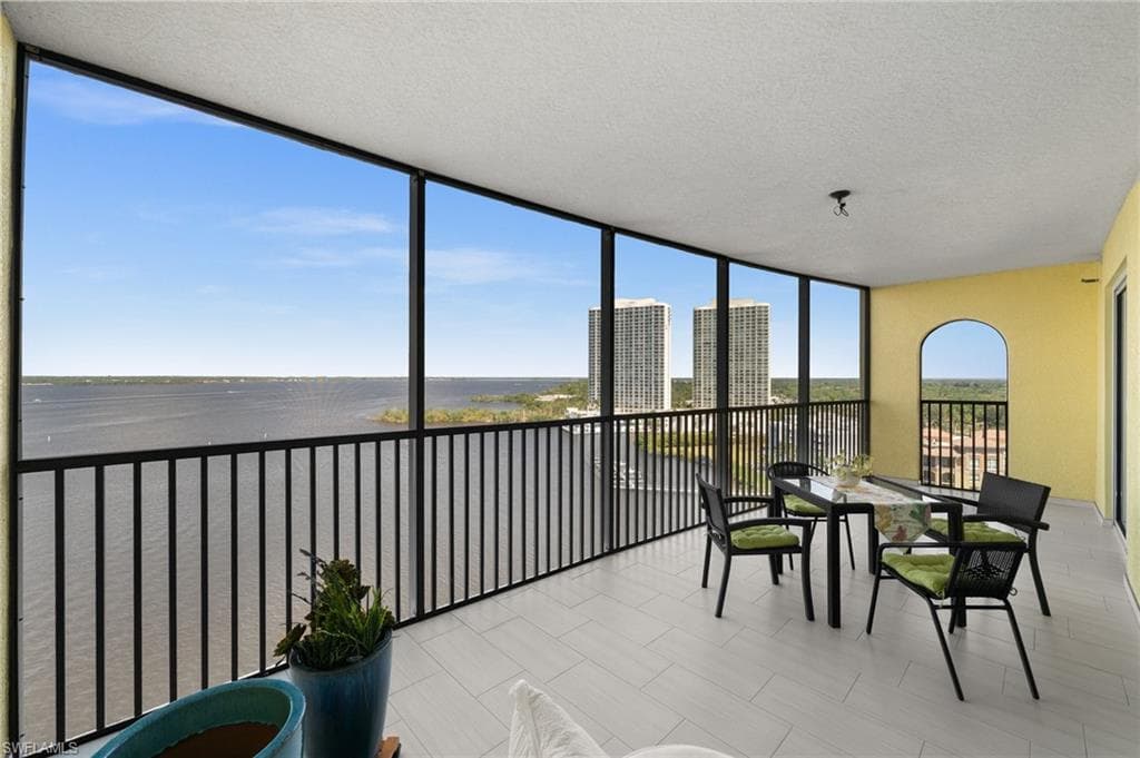 2797 1st ST # 1304, FORT MYERS FL 33916-6