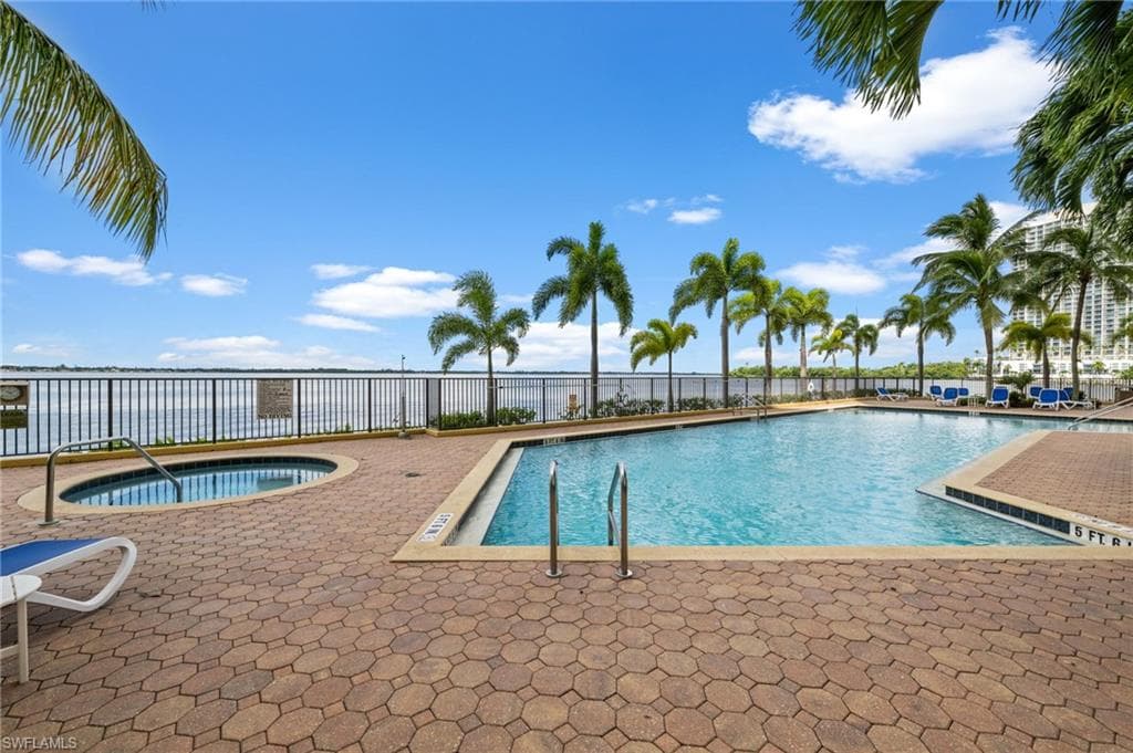 2797 1st ST # 1304, FORT MYERS FL 33916-35