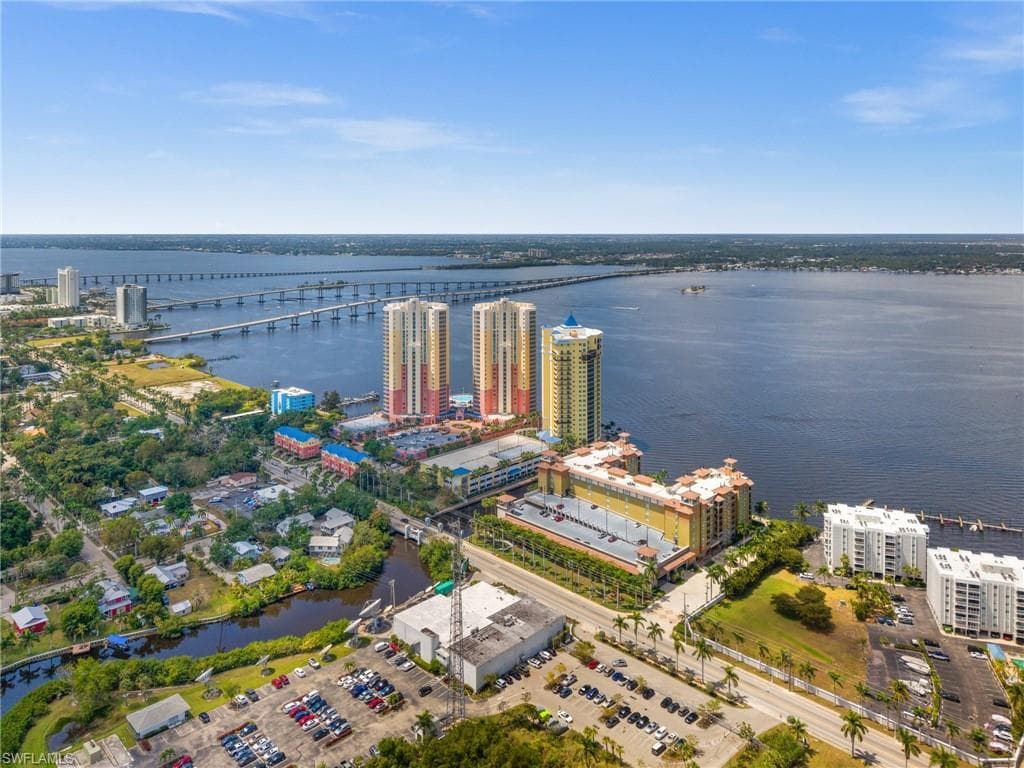 2797 1st ST # 1304, FORT MYERS FL 33916-48