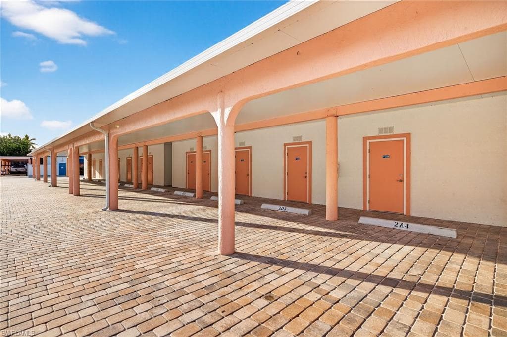 2230 Camino Del Mar DR, SANIBEL FL 33957-22