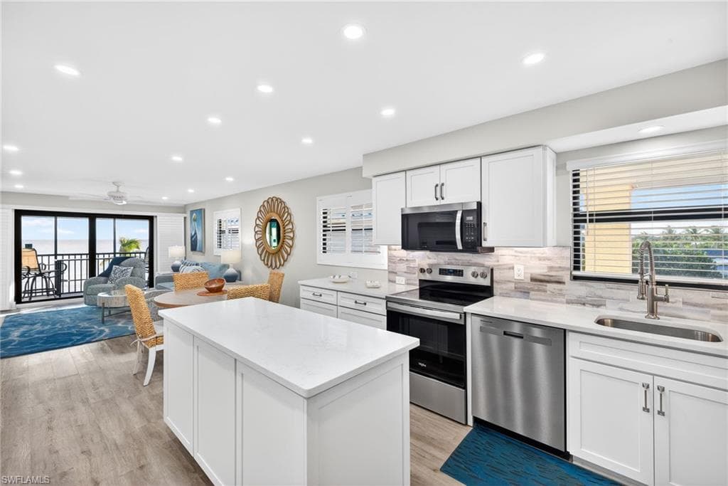 2230 Camino Del Mar DR, SANIBEL FL 33957-12