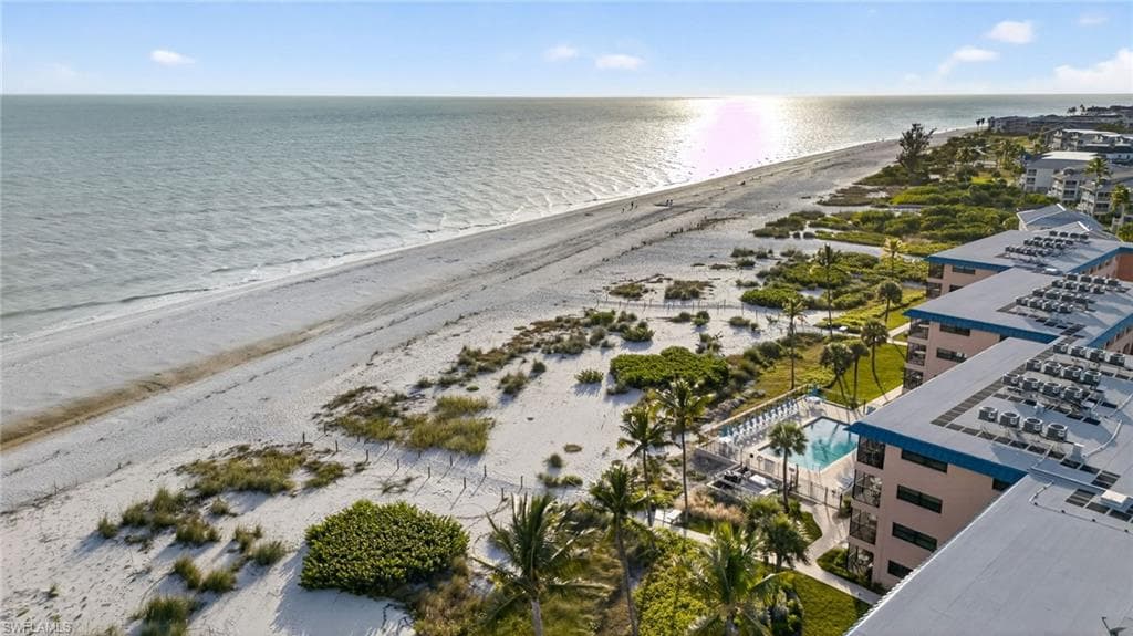 2230 Camino Del Mar DR, SANIBEL FL 33957-25