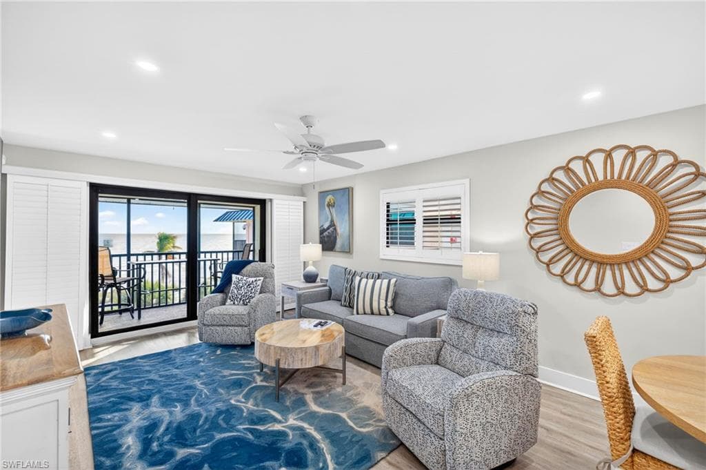 2230 Camino Del Mar DR, SANIBEL FL 33957-7