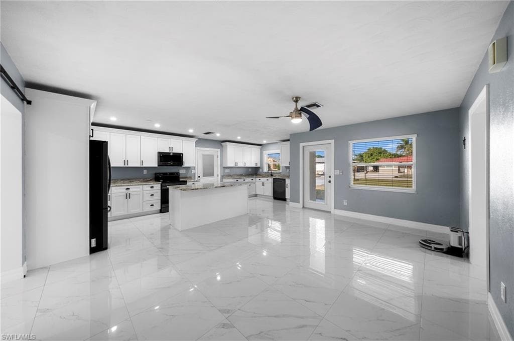 1956 Indian Creek DR, NORTH FORT MYERS FL 33917-4