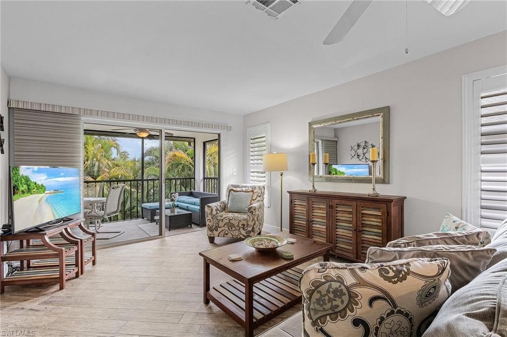 4205 SE 19th AVE # 202, CAPE CORAL FL 33904-8