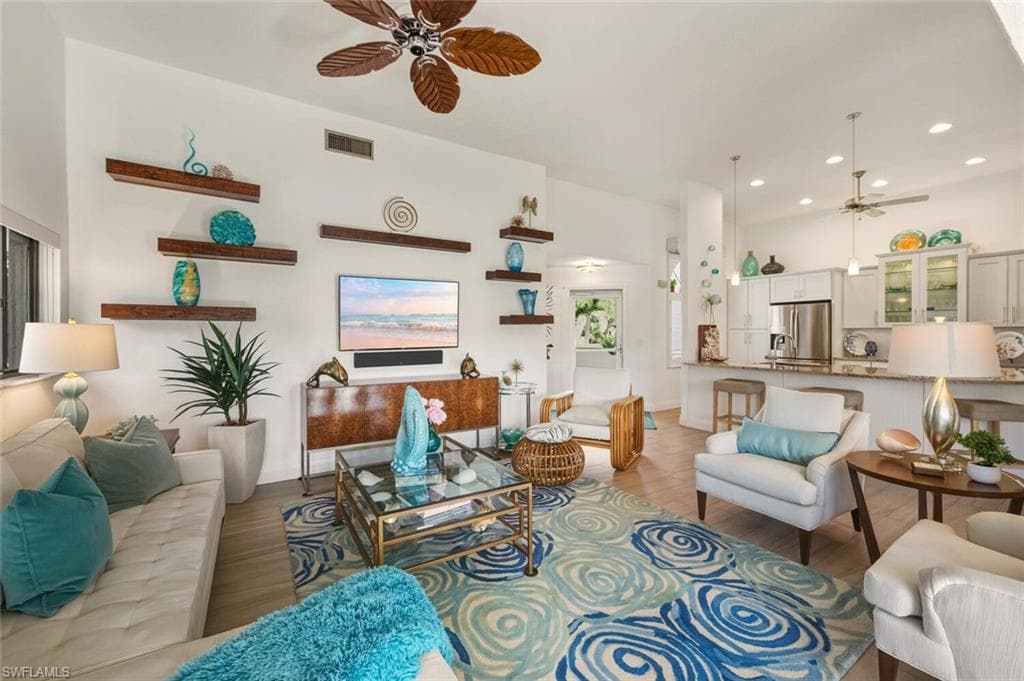 571 Beachwalk CIR # S201, NAPLES FL 34108-6