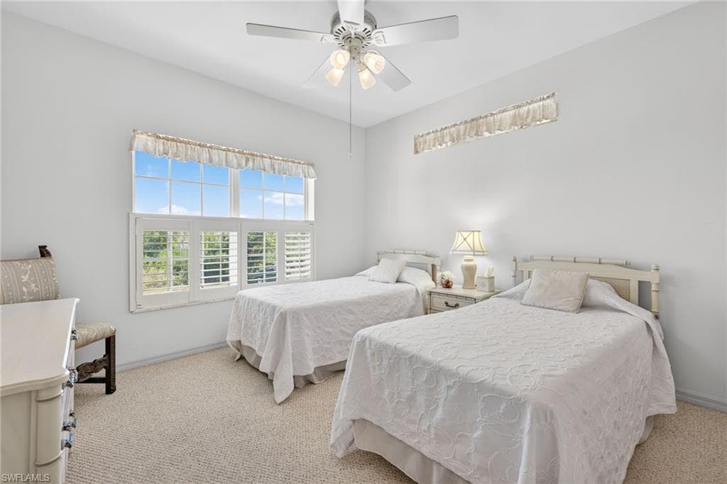 517 Lake Murex CIR, SANIBEL FL 33957-22