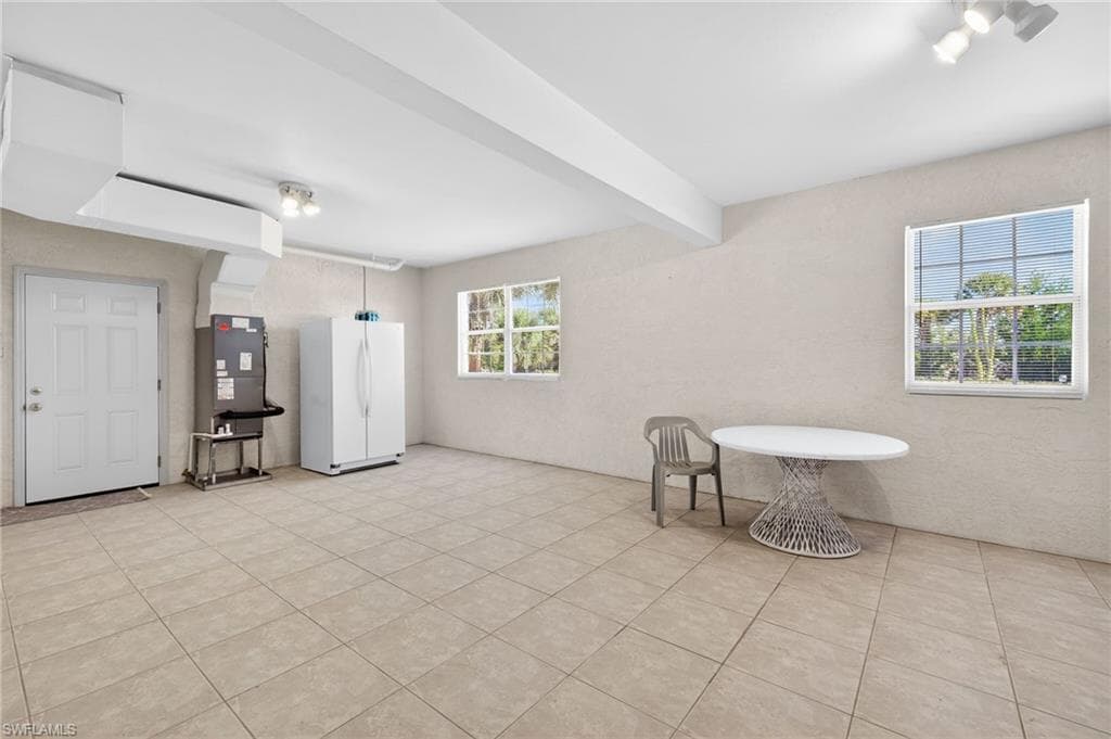 517 Lake Murex CIR, SANIBEL FL 33957-37