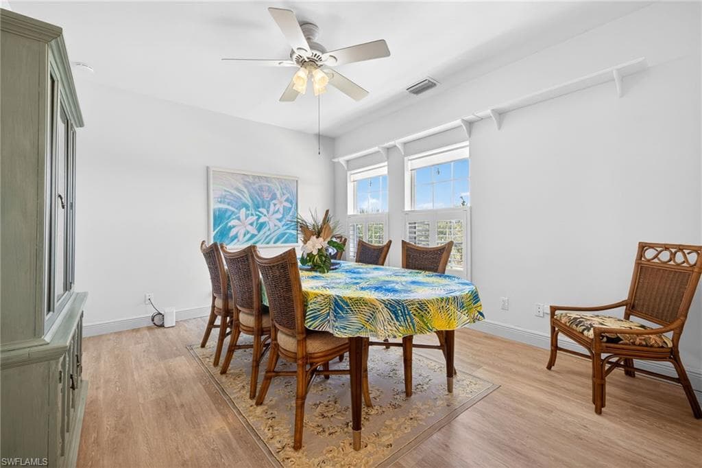 517 Lake Murex CIR, SANIBEL FL 33957-24