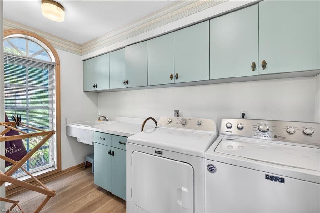 1422 Sanderling CIR-23
