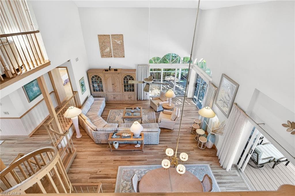 1422 Sanderling CIR-33