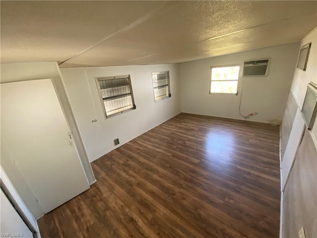 139 Amber AVE, NORTH FORT MYERS FL 33917-13