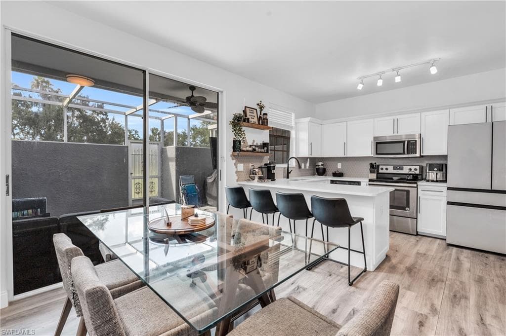 3825 Schoolhouse RD E # 5, FORT MYERS FL 33916-8