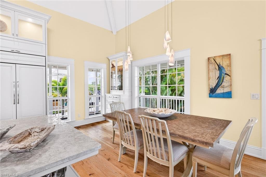 1480 Angel DR-16