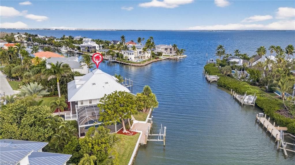 1480 Angel DR-48