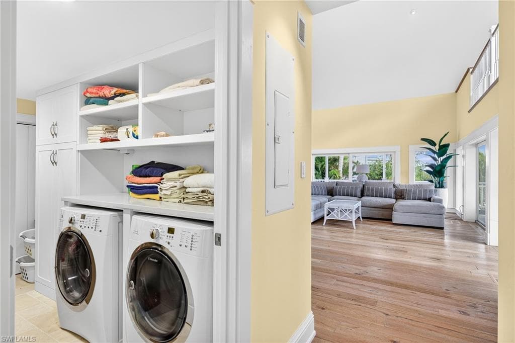 1480 Angel DR-32