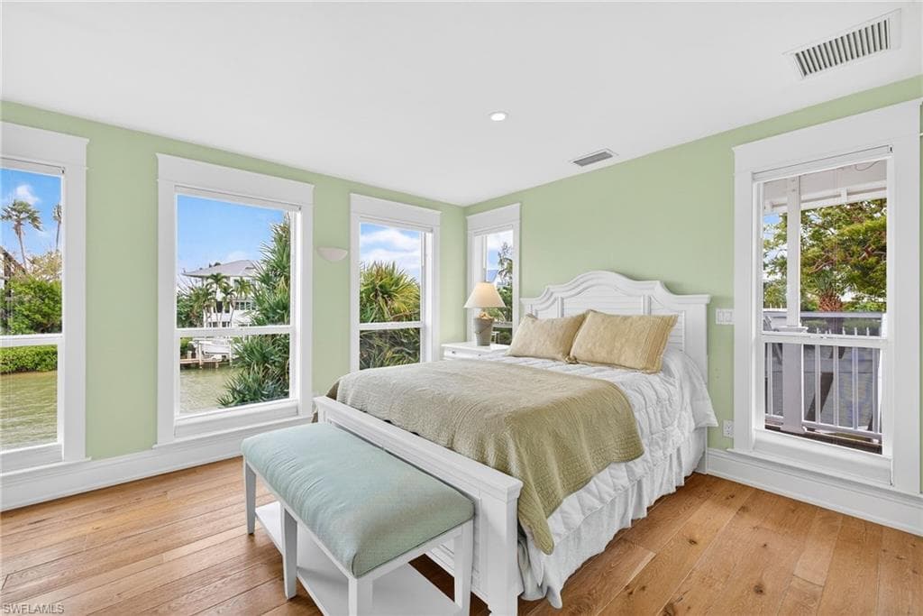 1480 Angel DR-34