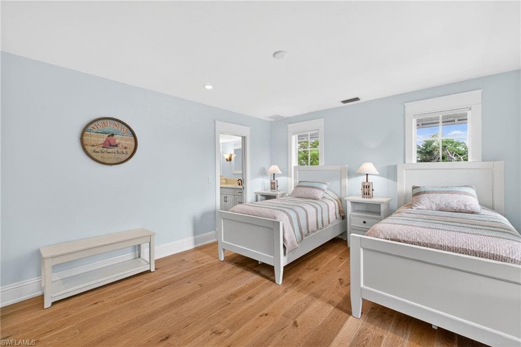 1480 Angel DR-28