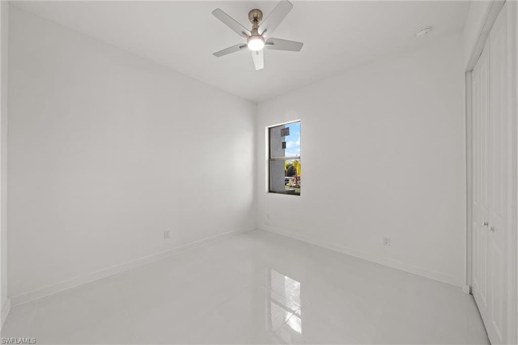 447 Redwing ST-11