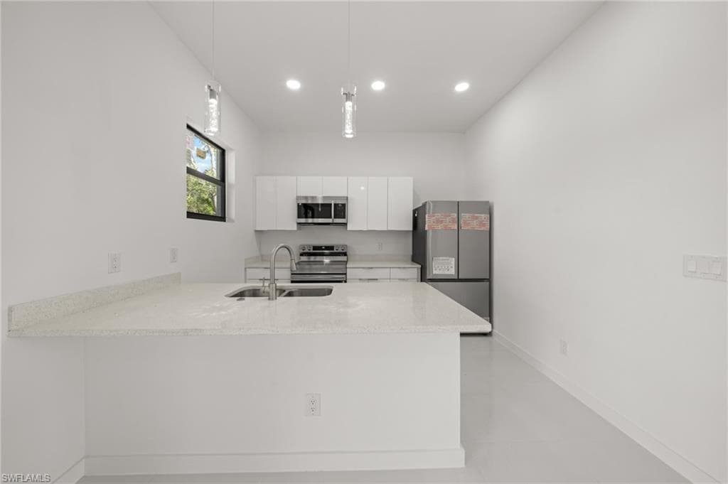 447 Redwing ST-4
