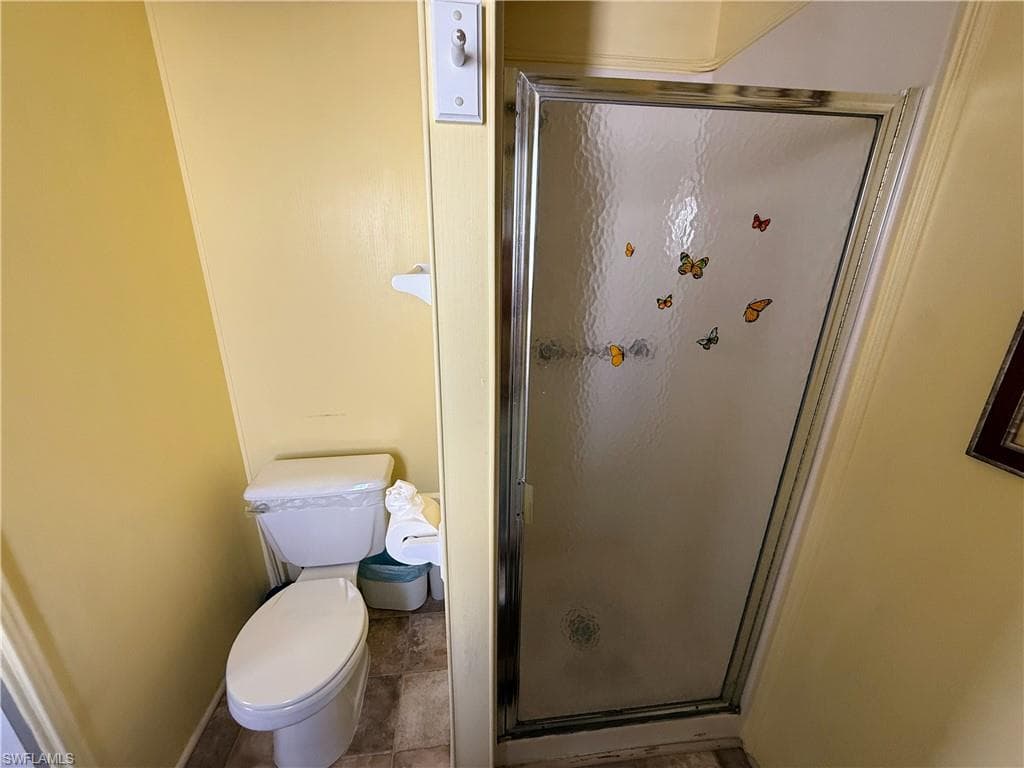 541 Freedom ST, NORTH FORT MYERS FL 33917-12