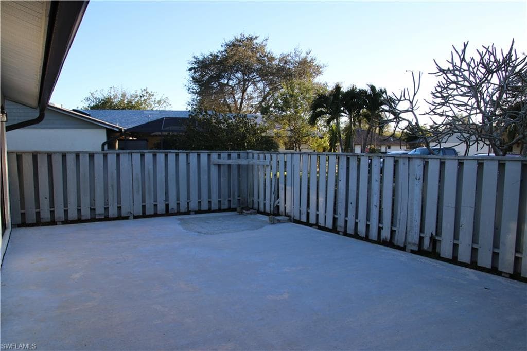 1433 Captains WALK # 18C, FORT PIERCE FL 34950-25