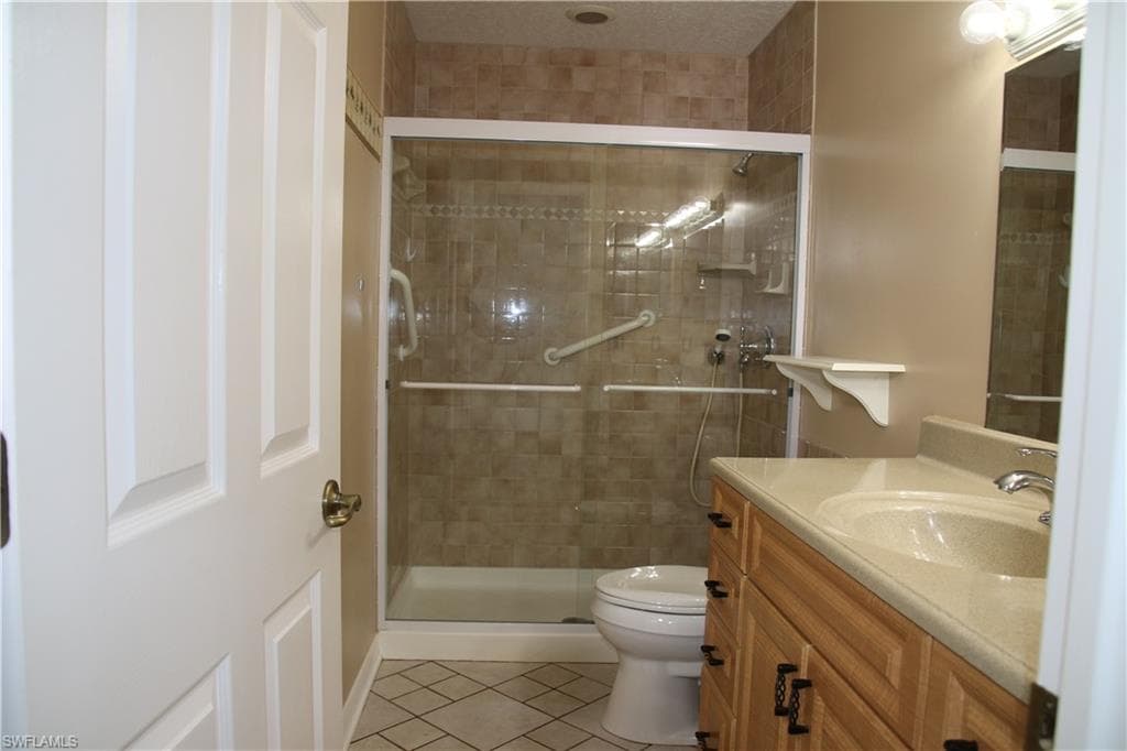 1433 Captains WALK # 18C, FORT PIERCE FL 34950-19