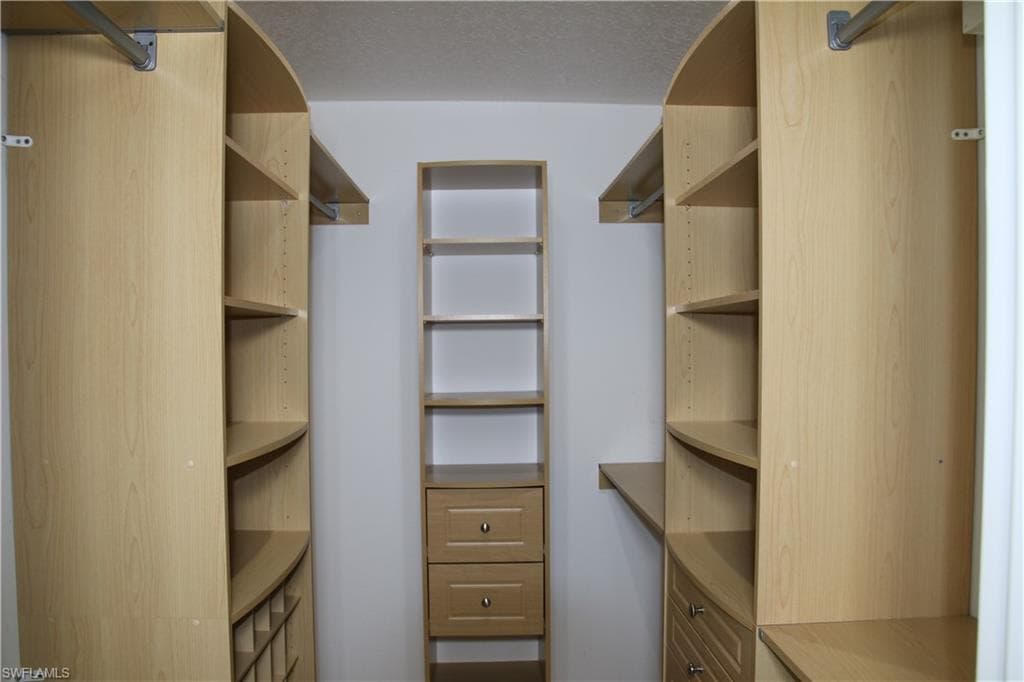 1433 Captains WALK # 18C, FORT PIERCE FL 34950-18