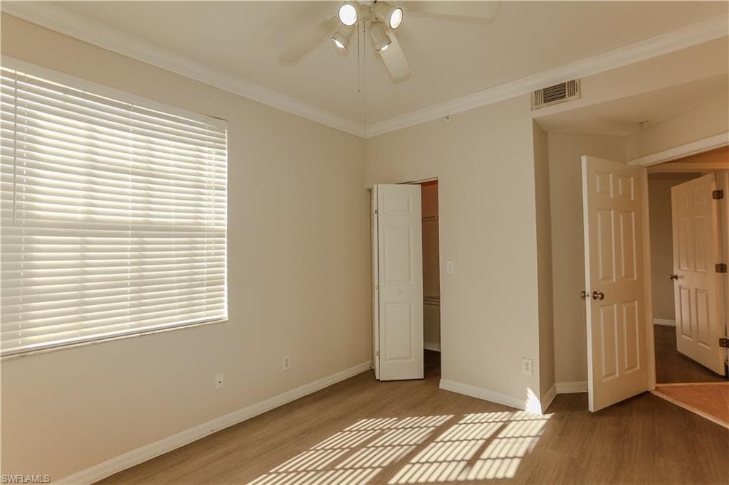 4670 Saint Croix LN # 618, NAPLES FL 34109-12