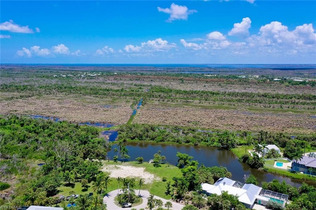 4037 Coquina DR, SANIBEL FL 33957-27