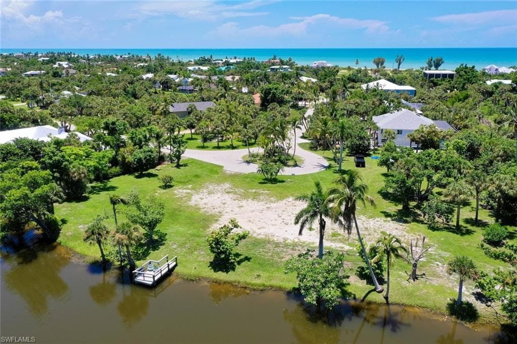 4037 Coquina DR, SANIBEL FL 33957-36