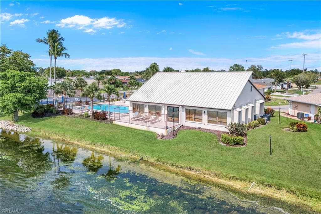 9840 Owlclover ST, FORT MYERS FL 33919-26