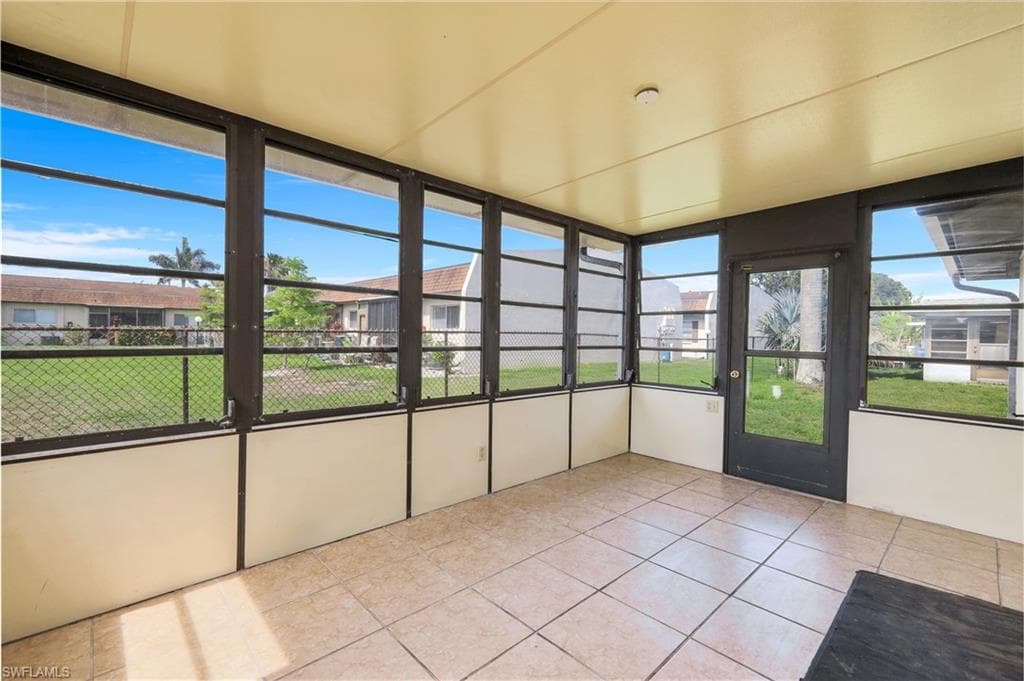 9840 Owlclover ST, FORT MYERS FL 33919-1