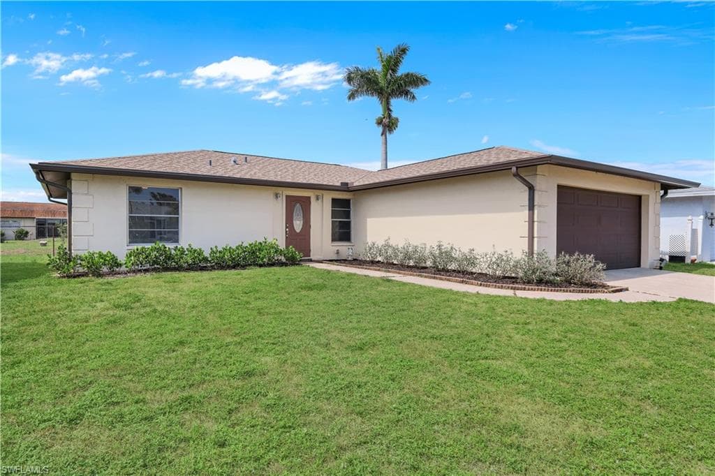 9840 Owlclover ST, FORT MYERS FL 33919-18