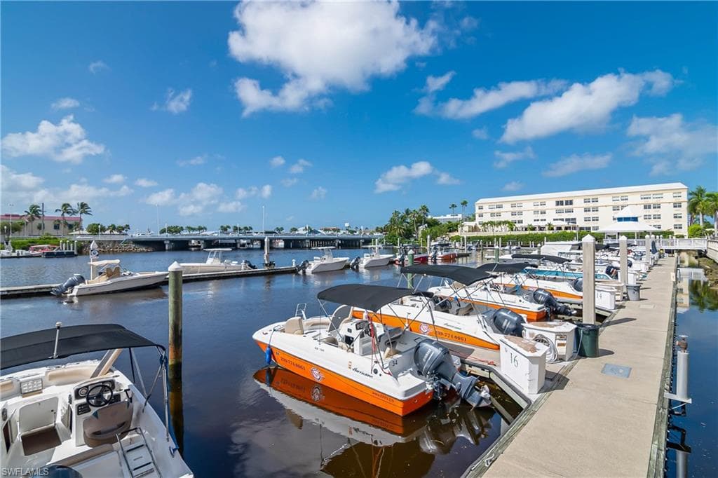 451 Bayfront PL # 5201, NAPLES FL 34102-35