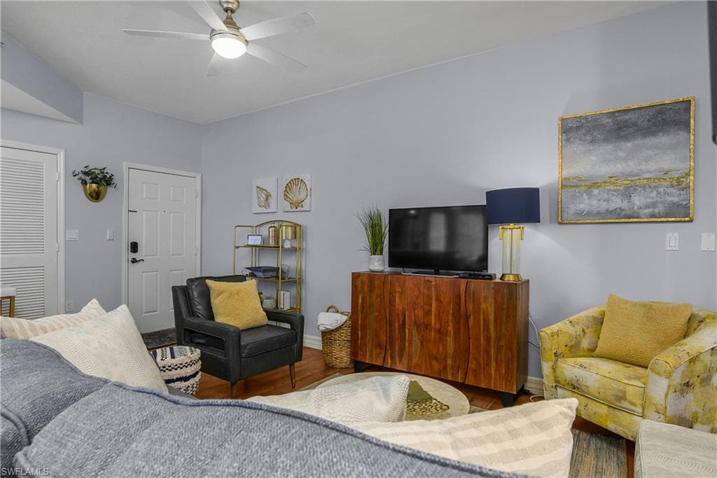 451 Bayfront PL # 5201, NAPLES FL 34102-4