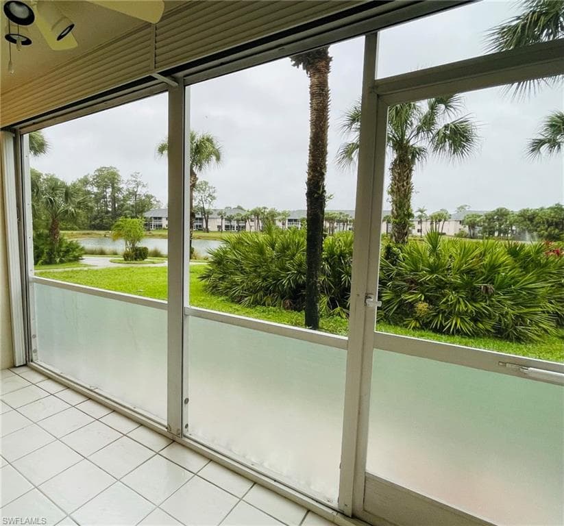 153 Gabriel CIR # 3003, NAPLES FL 34104-22