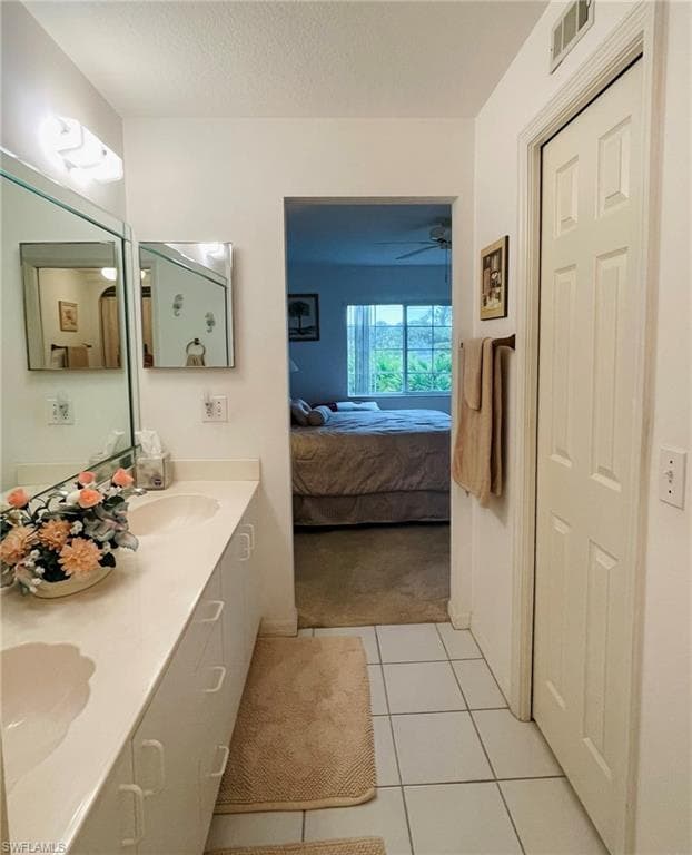 153 Gabriel CIR # 3003, NAPLES FL 34104-12