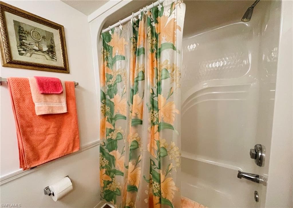 153 Gabriel CIR # 3003, NAPLES FL 34104-16