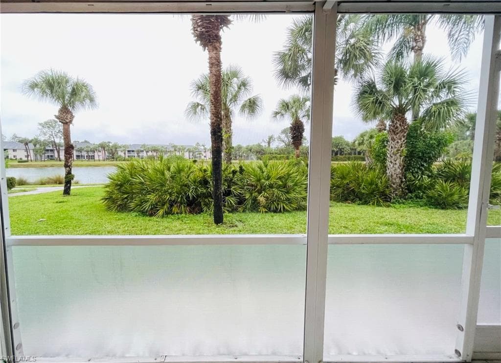 153 Gabriel CIR # 3003, NAPLES FL 34104-23