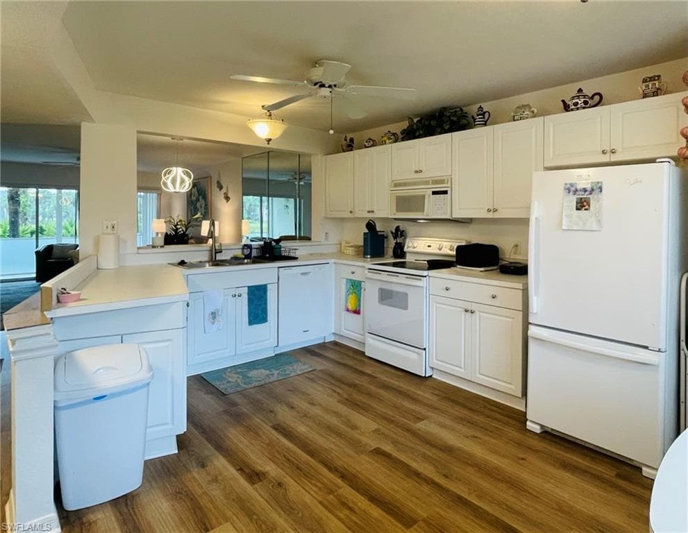 153 Gabriel CIR # 3003, NAPLES FL 34104-17